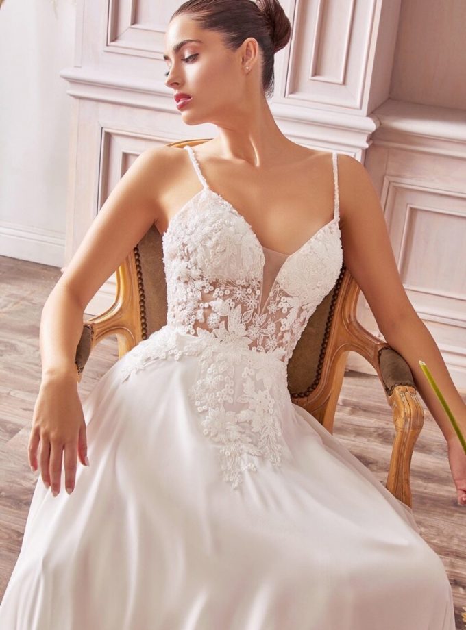Vestido Novia Transparencias Flores Tirantes