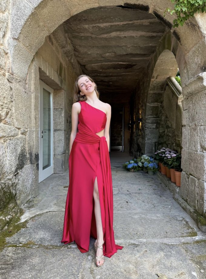 Vestido Asimétrico Abertura Lazada