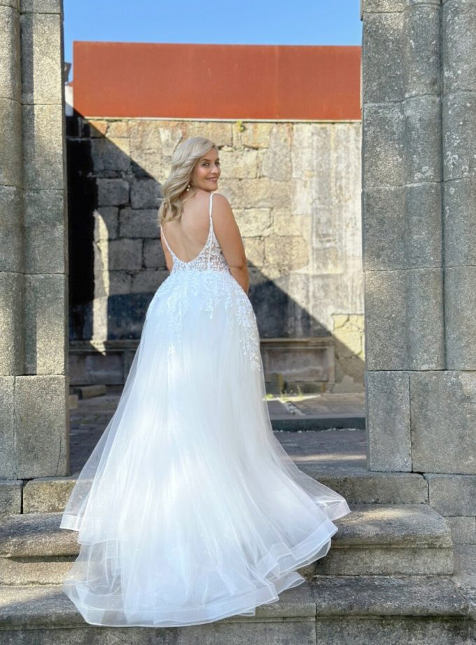 Vestido Tul Sobre Falda Novia