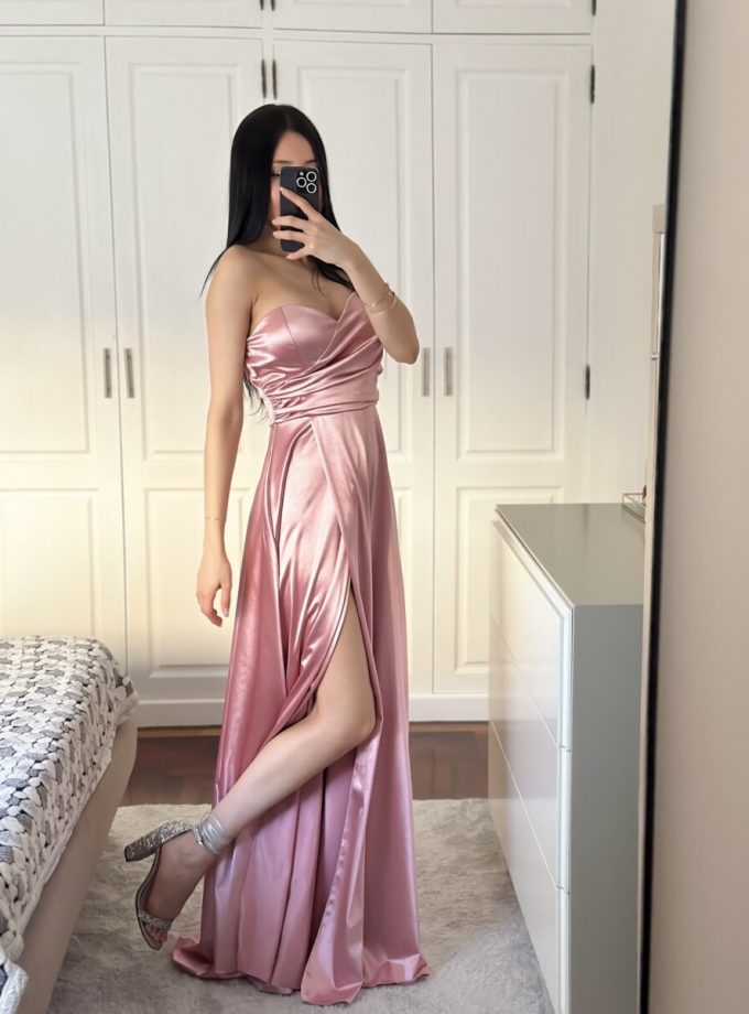 Vestido Seda Escote Corazón