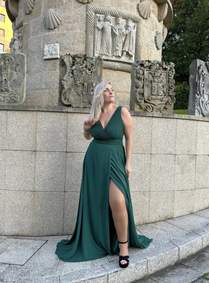 Vestido Analia Abertura Curvy