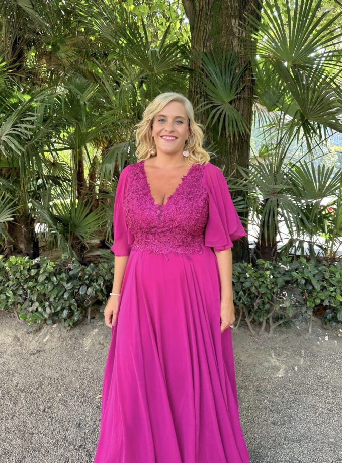 Vestido Encaje Espalda Mangas Curvy