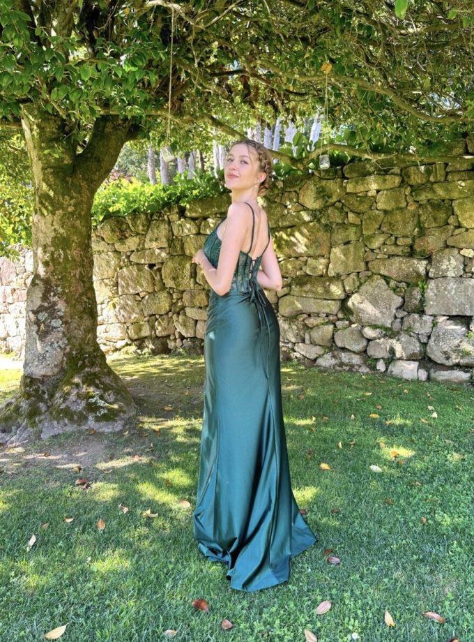 Vestido Seda Corpiño Varillas