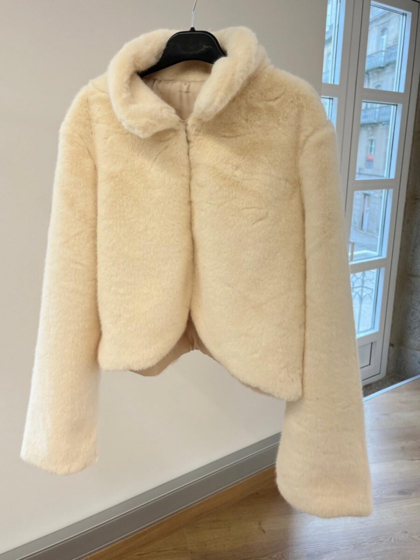 Chaqueta Pelo Cuello - Imagen 48