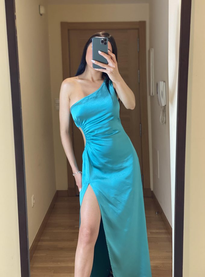 Vestido Asimétrico abertura Cintura