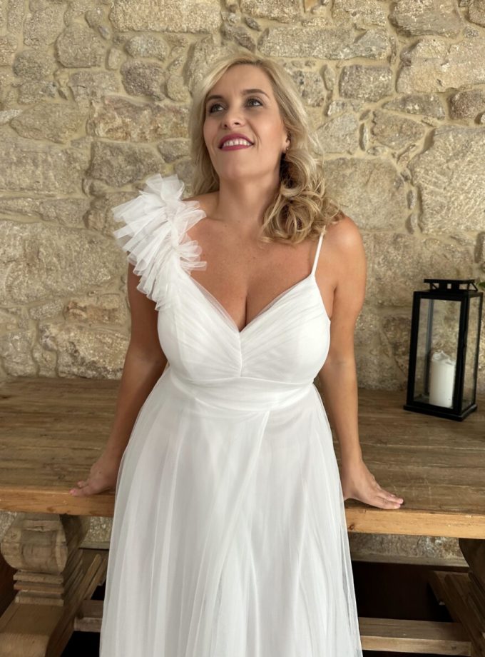 Vestido Tul Abertura Hombro Novia Curvy