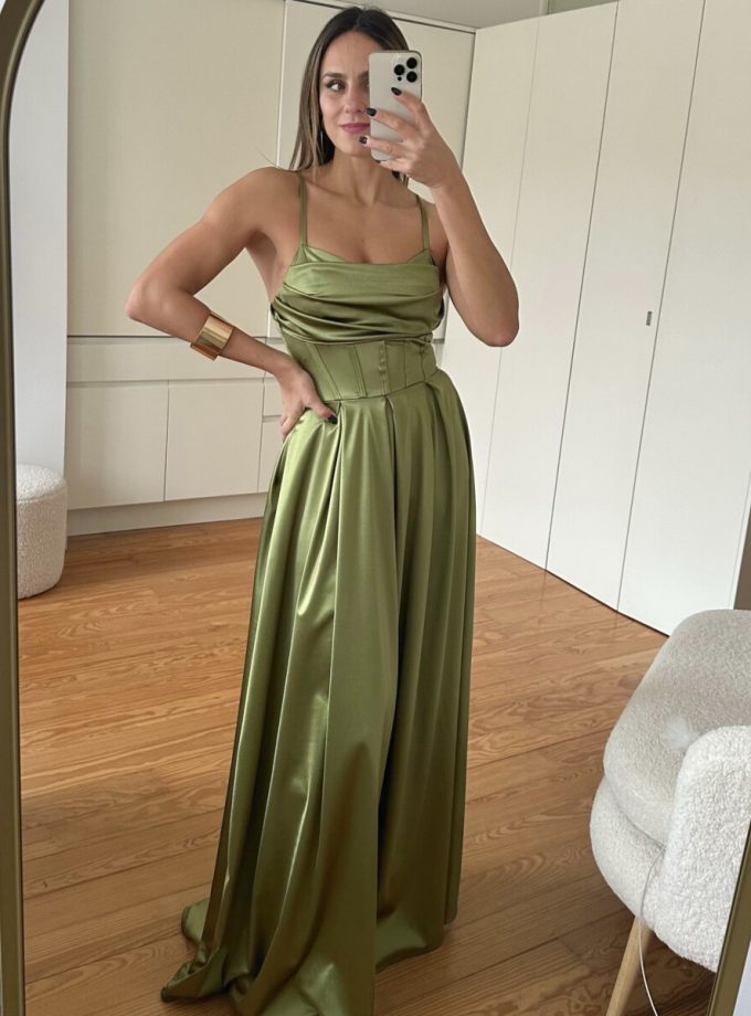 Vestido Seda Varillas Vuelo