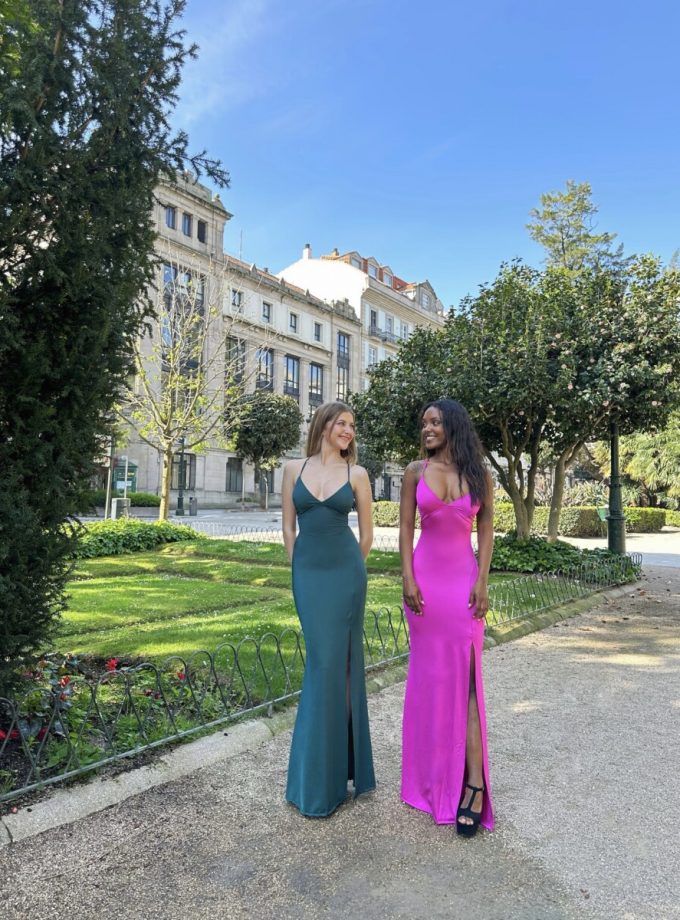 Vestido Seda Espalda Cruzada Escote triángulo