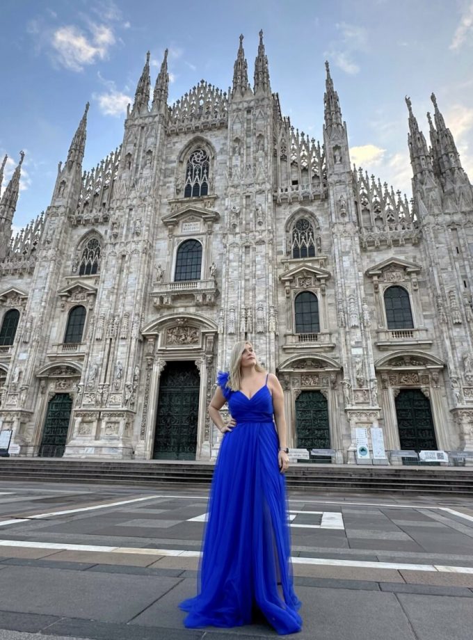 Vestido Tul Abertura Hombro Curvy