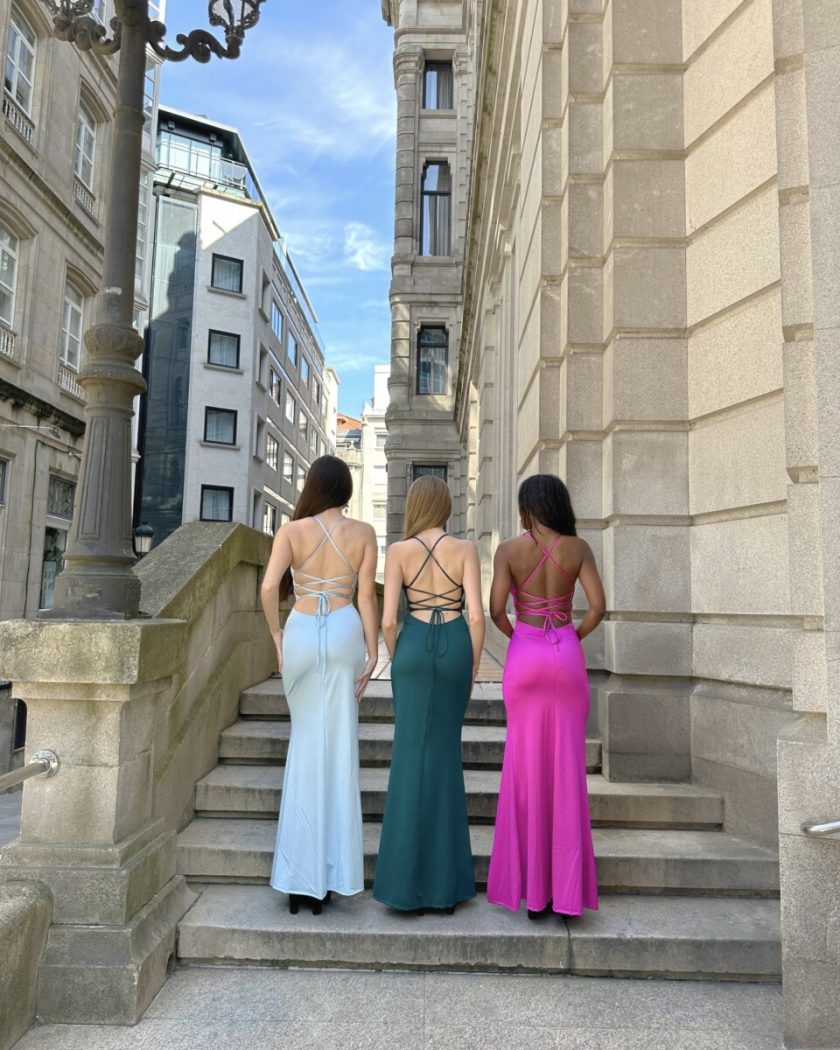 Vestido Seda Espalda Cruzada Escote triángulo - Imagen 18