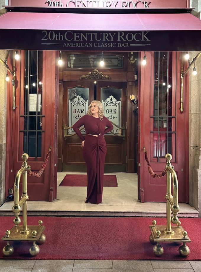 Vestido Mangas Cintura Abierta