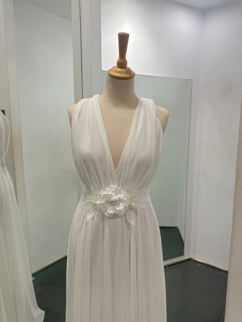Cinturón Elástico Rafia Blanco Con Flor
