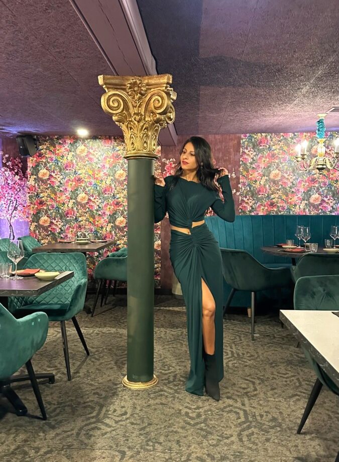 Vestido Mangas Cintura Abierta