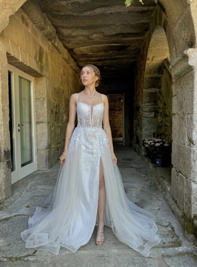 Vestido Tul Sobre Falda Novia