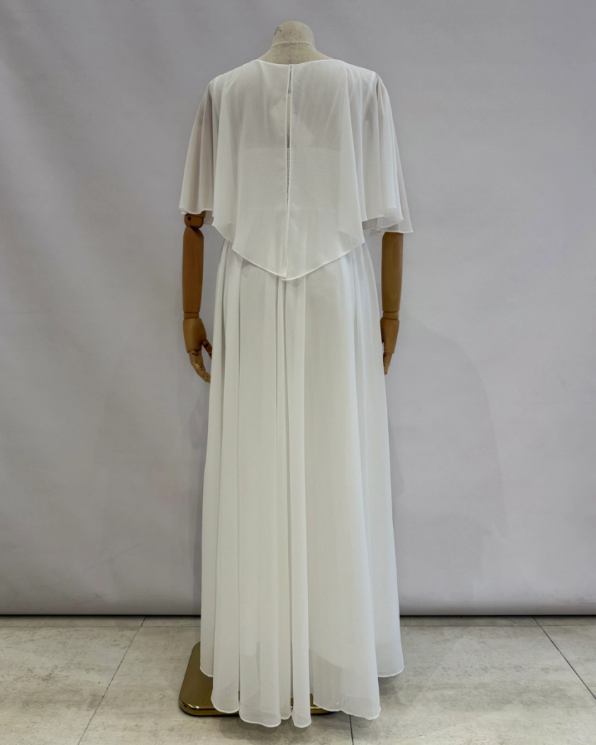 Vestido Capa Broche Flor Curvy - Imagen 14