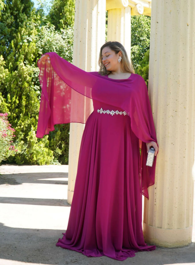 Vestido Capa Larga Aplique Brillos Curvy