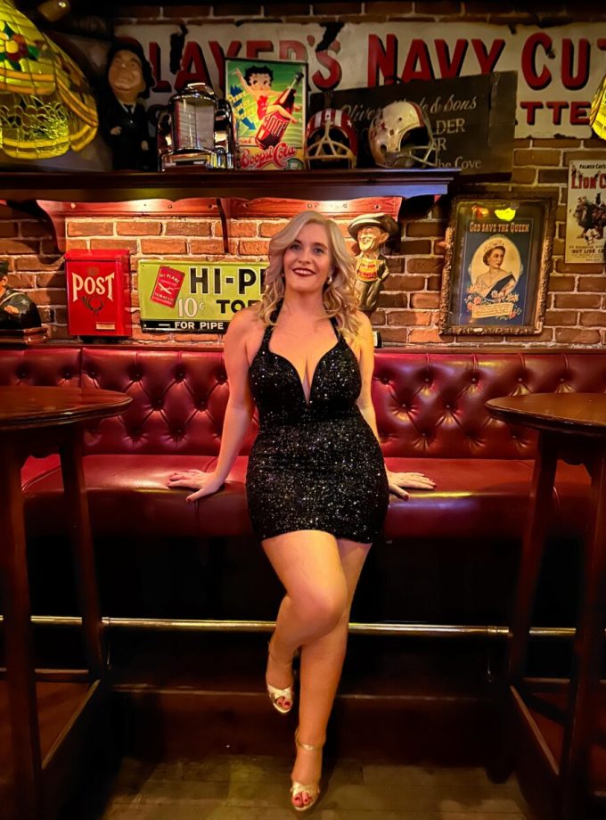 Vestido Lentejuelas Escote Corto