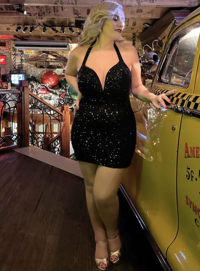 Vestido Lentejuelas Escote Corto