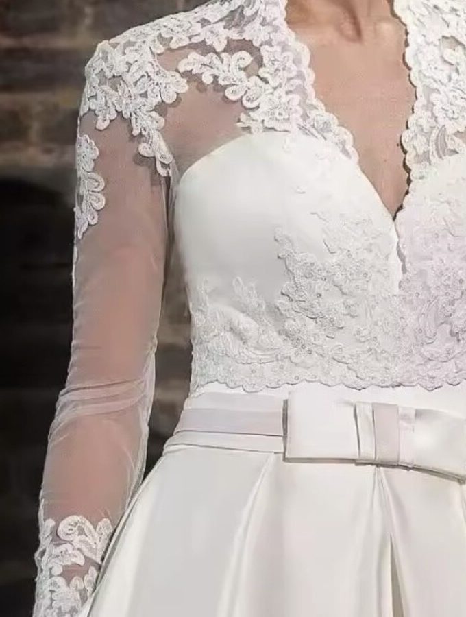 Torera encaje novia