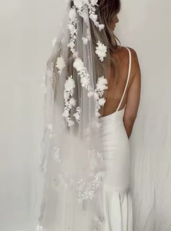 Tocado Velo Flores Perlas