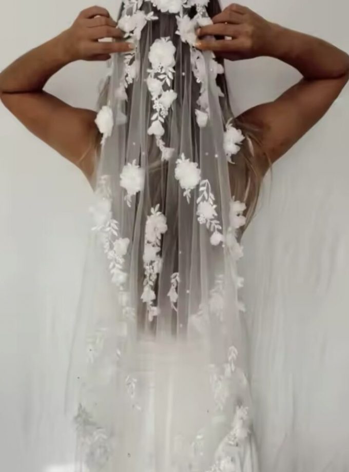 Tocado Velo Flores Perlas