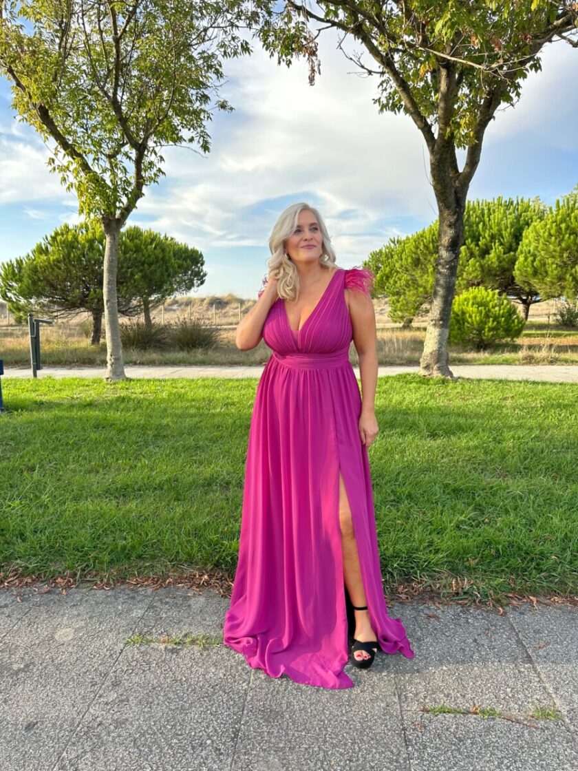 Vestido Curvy Plumas Hombros - Imagen 4