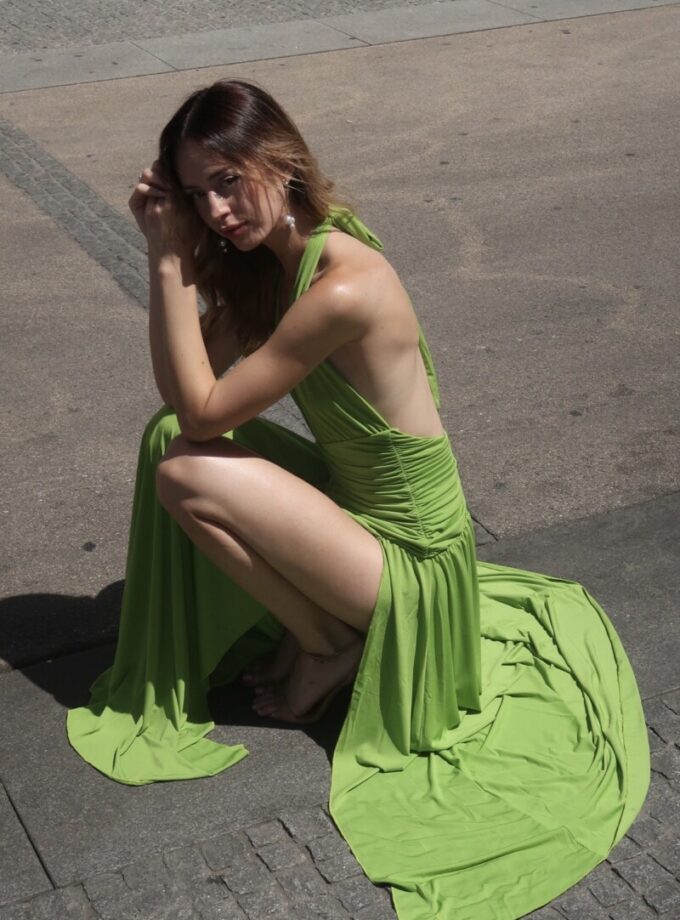 Vestido Drapeado Cintura Escote