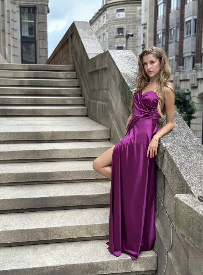 Vestido Seda Escote Corazón