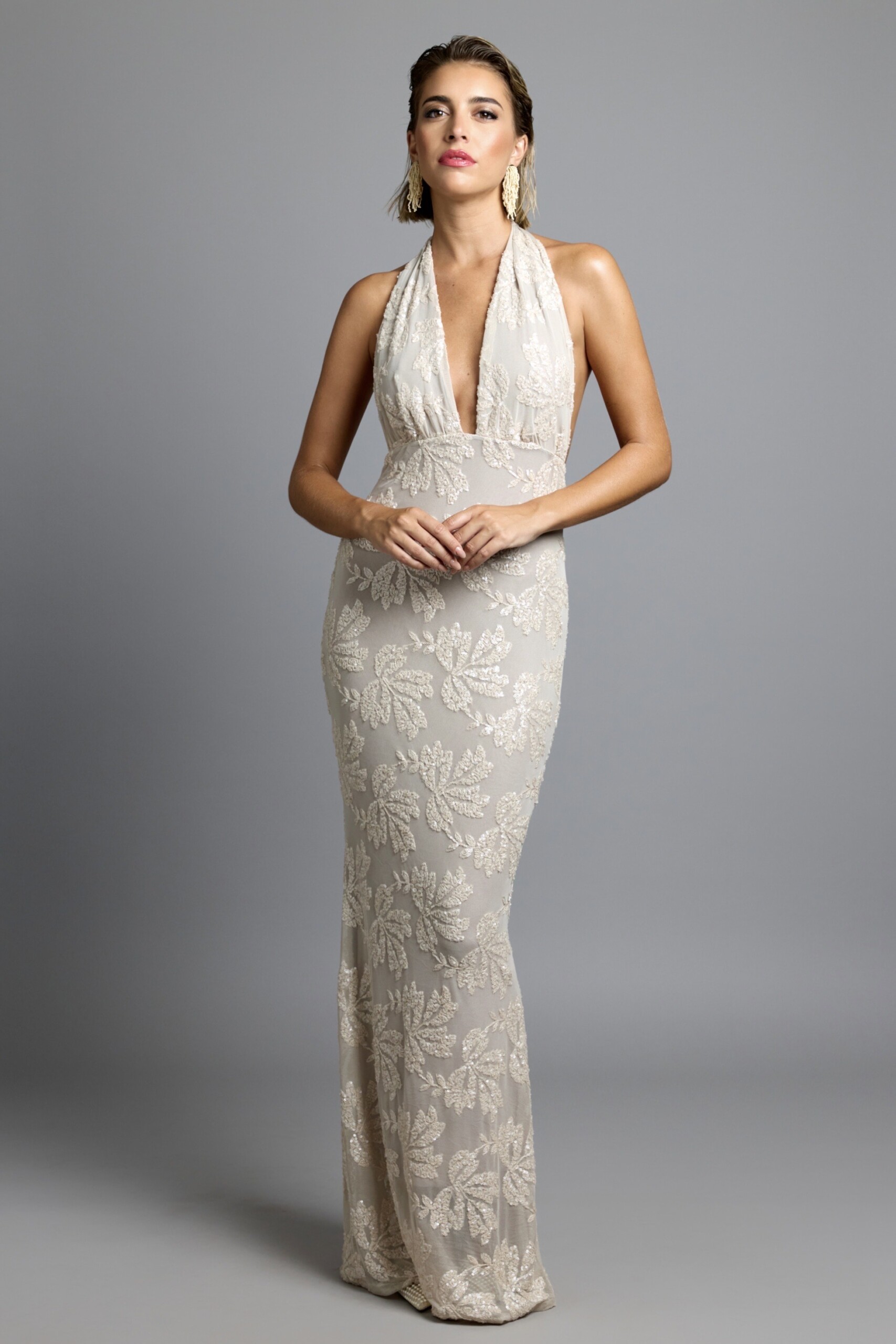 Vestido Lentejuelas Flores Atado Cuello