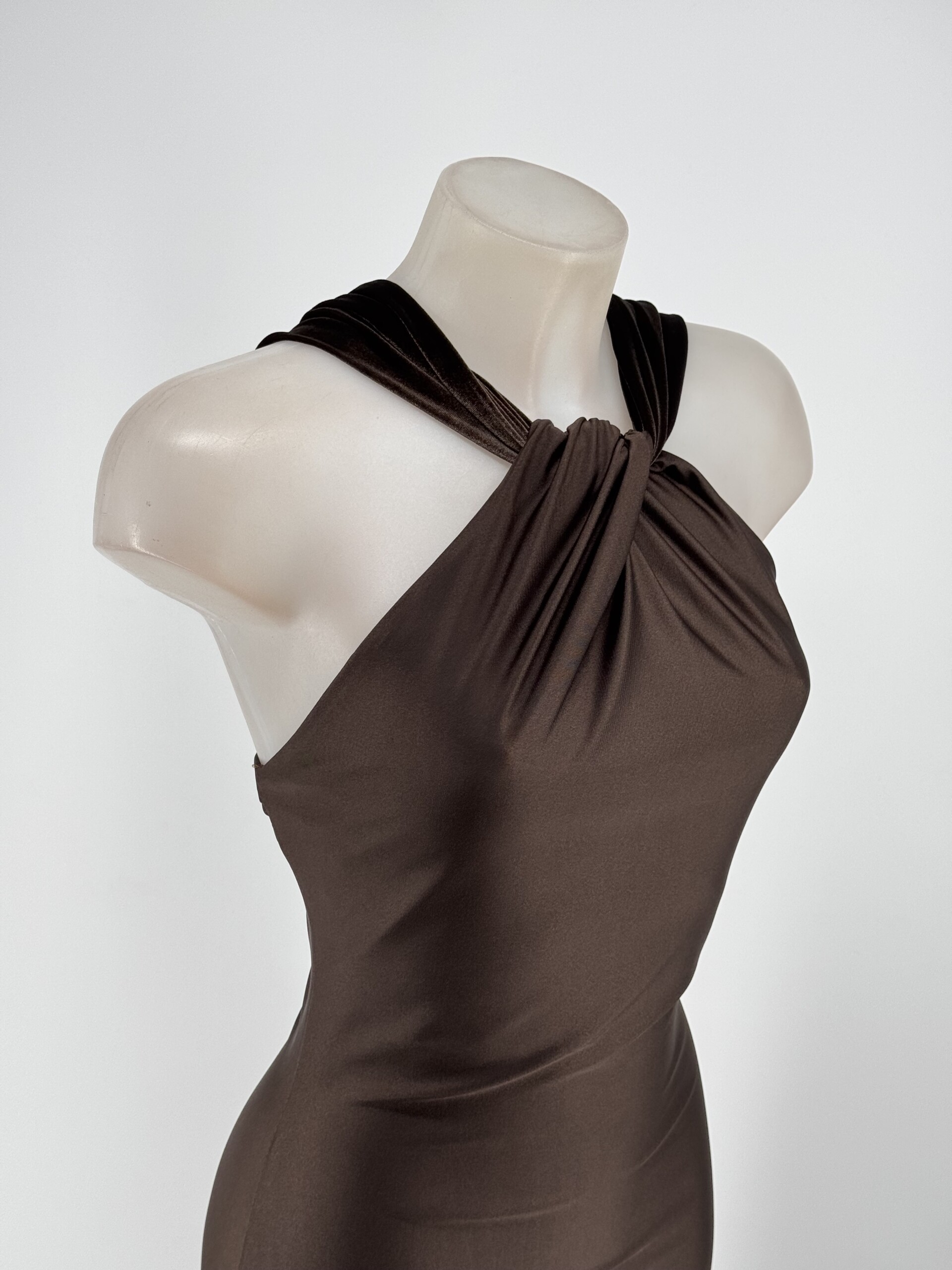 Vestido Halter Alas Terciopelo