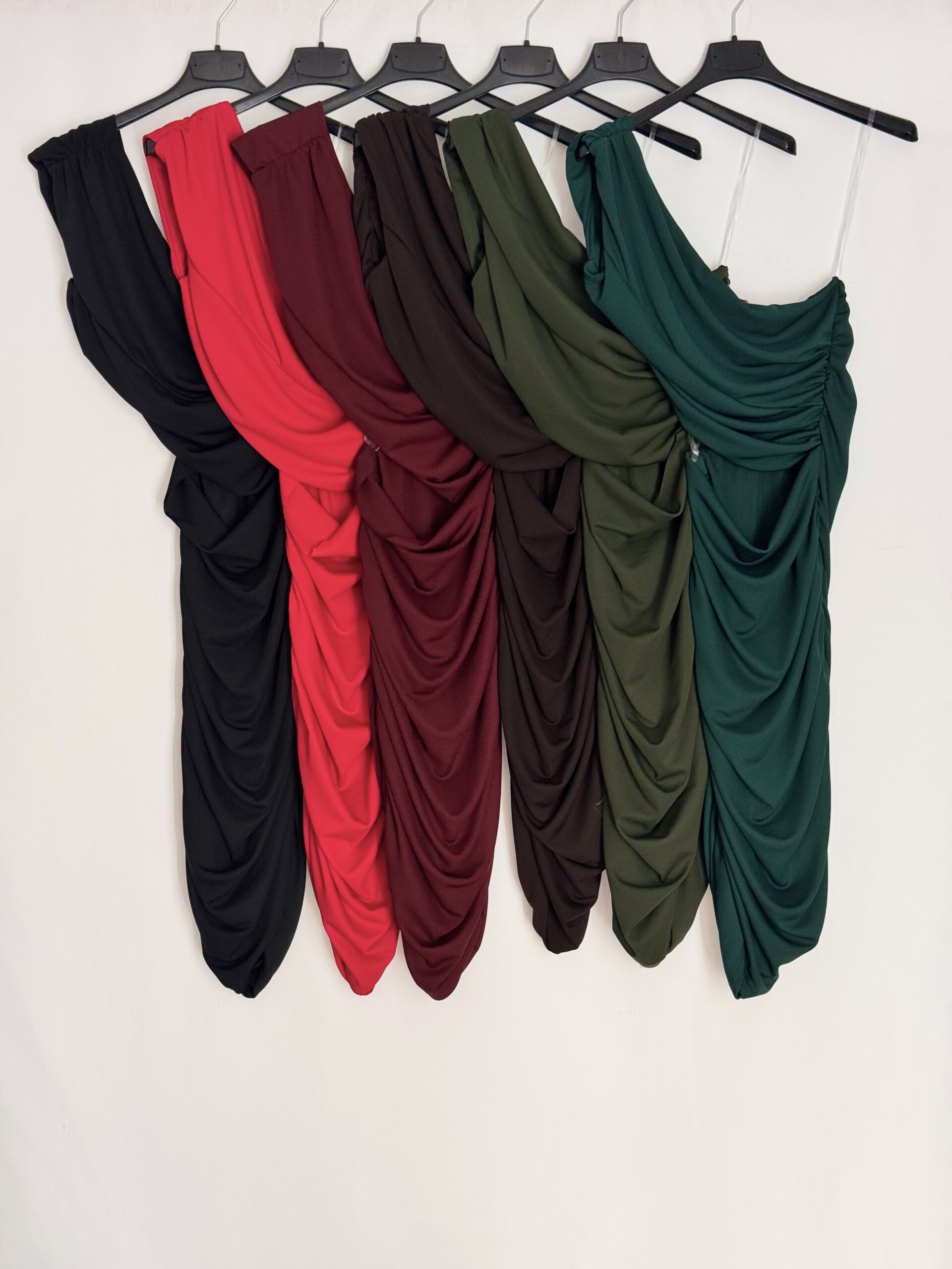 Vestido Asimétrico Corto