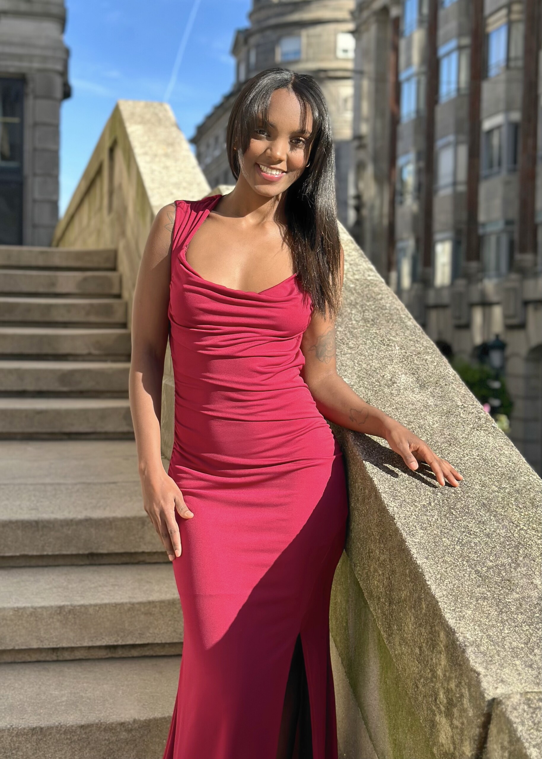 Vestido Sirena Cascada Espalda - Imagen 2