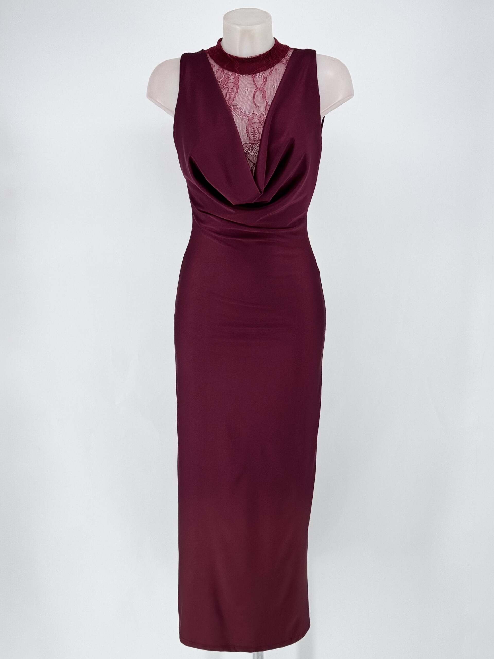 Vestido Seda Encaje Pecho