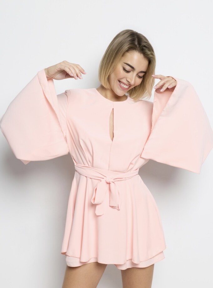 Mono Mangas Abertura Pecho