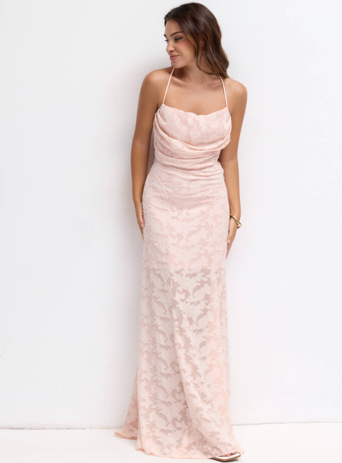 Vestido Cascada Textura Floral