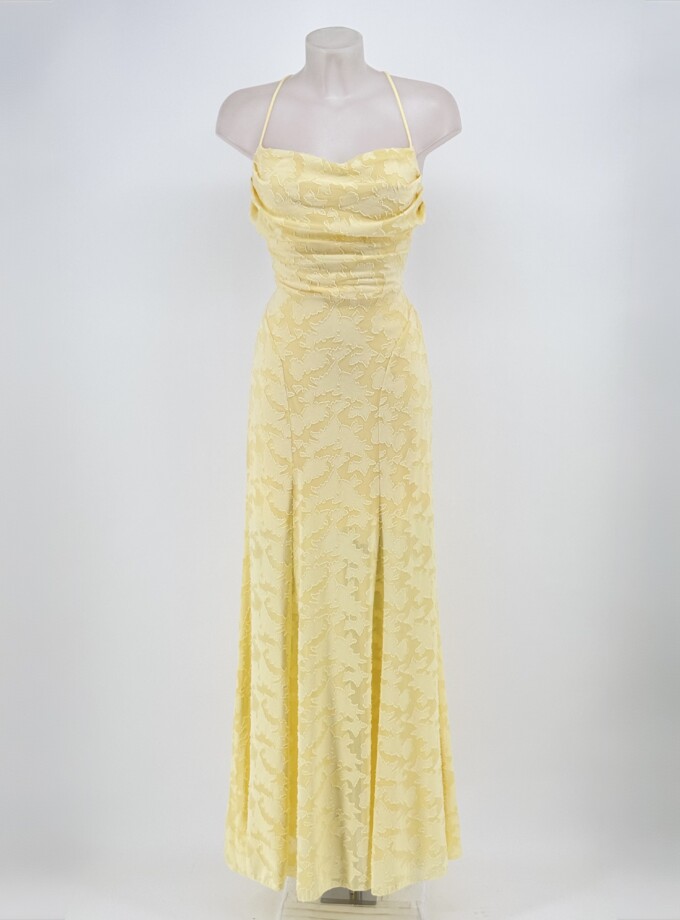 Vestido Cascada Textura Floral