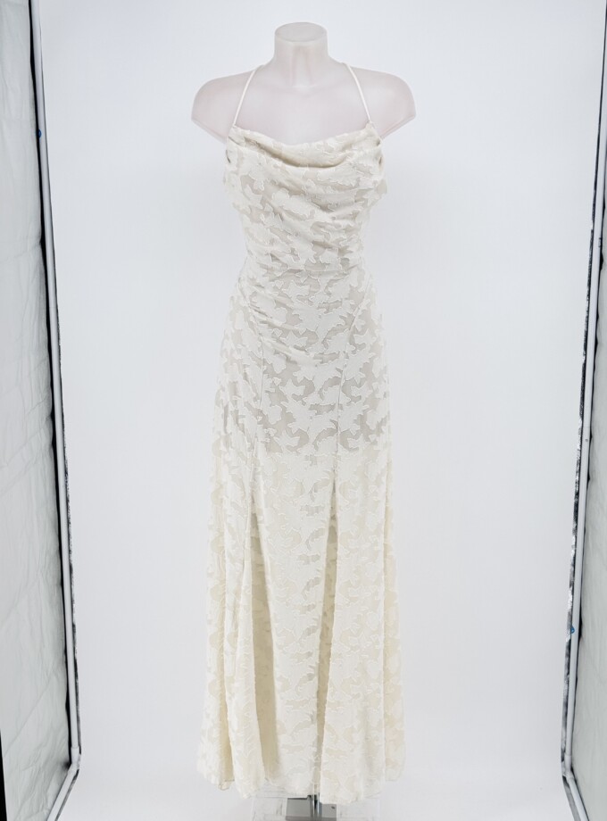 Vestido Cascada Textura Floral