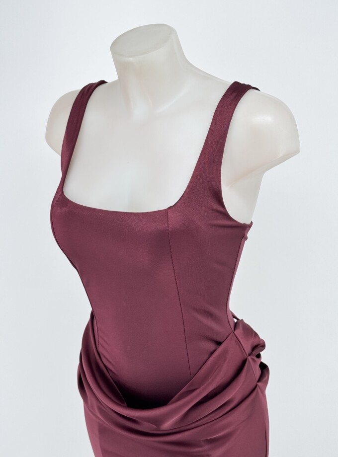 Vestido Falda Seda Cintura Cascada