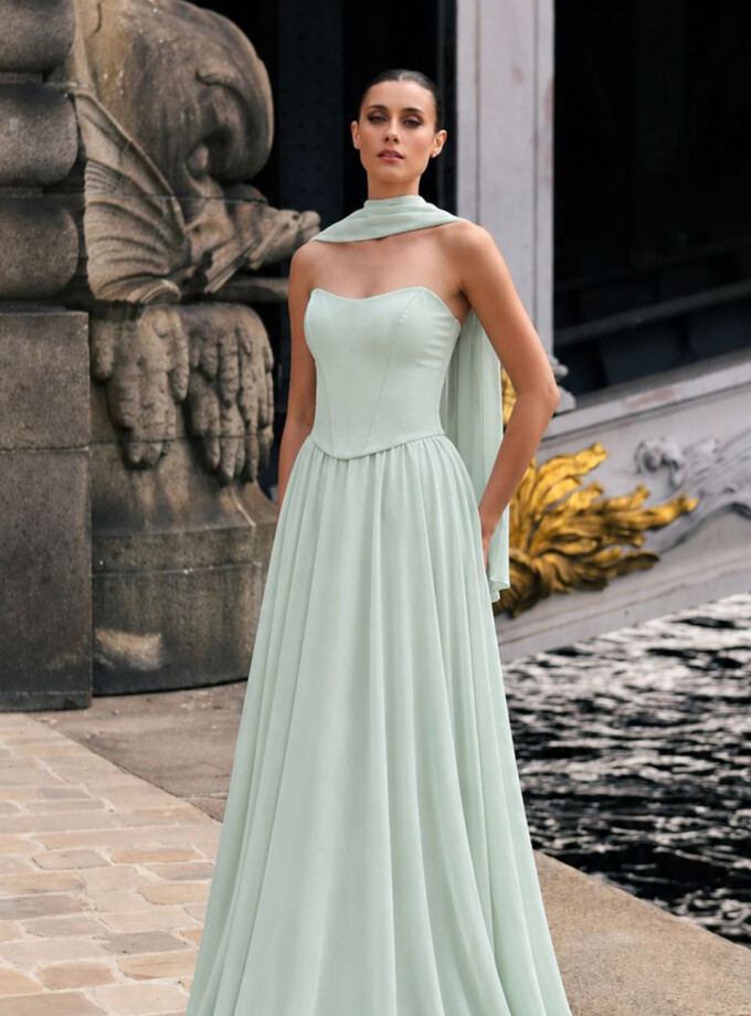 Vestido Corsé Falda Chal