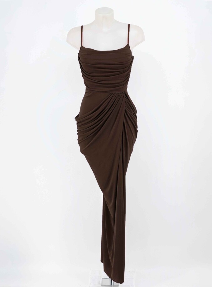 Vestido Cascada Asimétrica Cadera