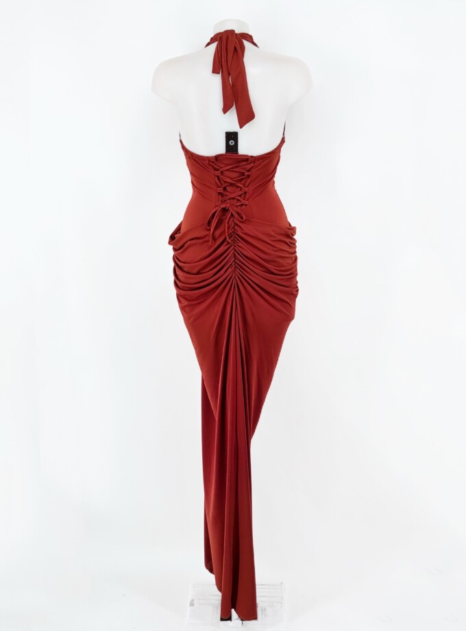Vestido Cascada Asimétrica Cadera Escote