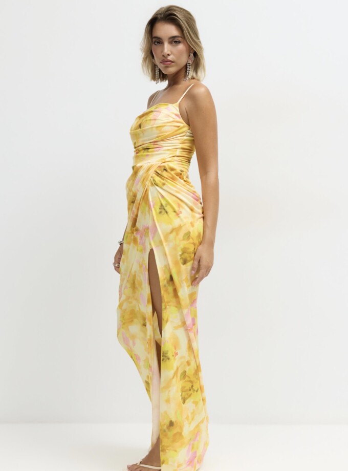 Vestido Cascada Asimétrica Cadera Estampado