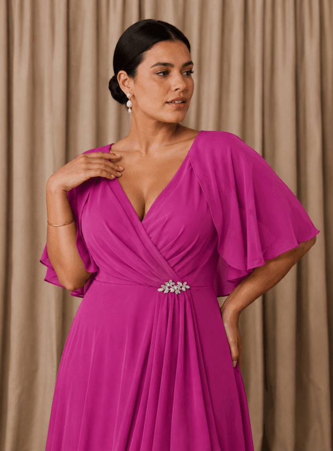 Vestido Mangas Aplique Lateral Curvy