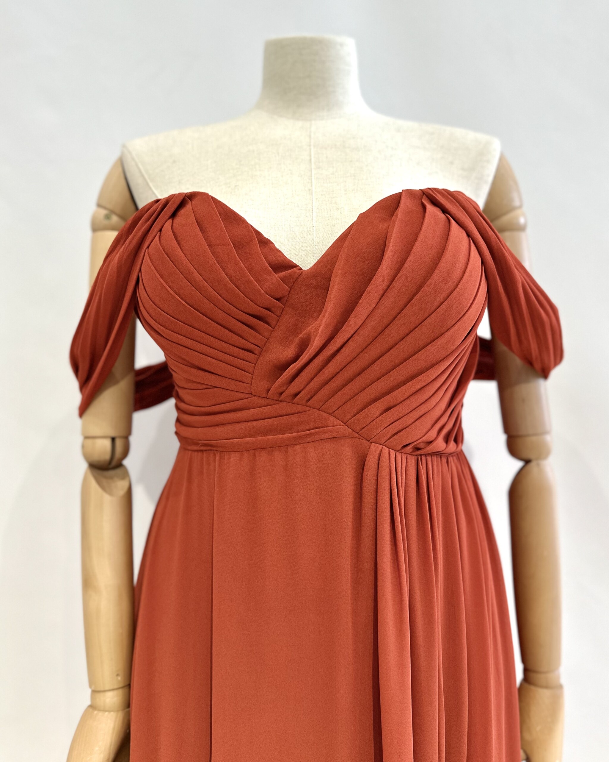 Vestido Corazón Mangas Curvy - Imagen 9