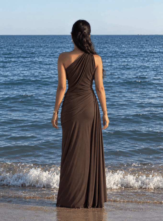 Vestido Asimétrico Apliques Dorados