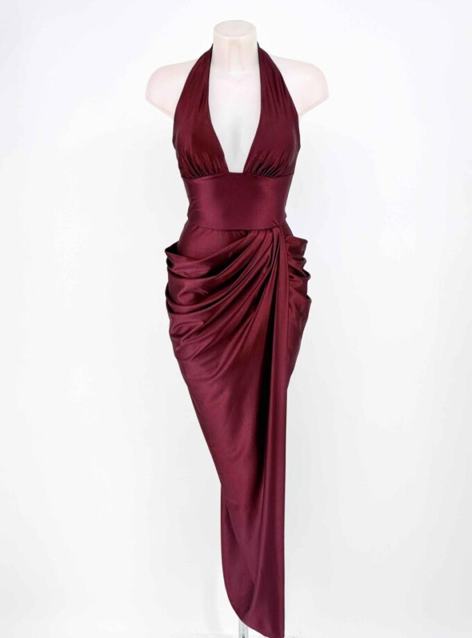 Vestido Cascada Asimétrica Cadera Escote Seda