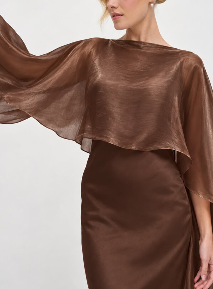 Capa Brillo Organza