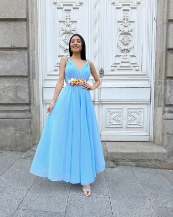 Facetune_31-05-2023-07-53-23