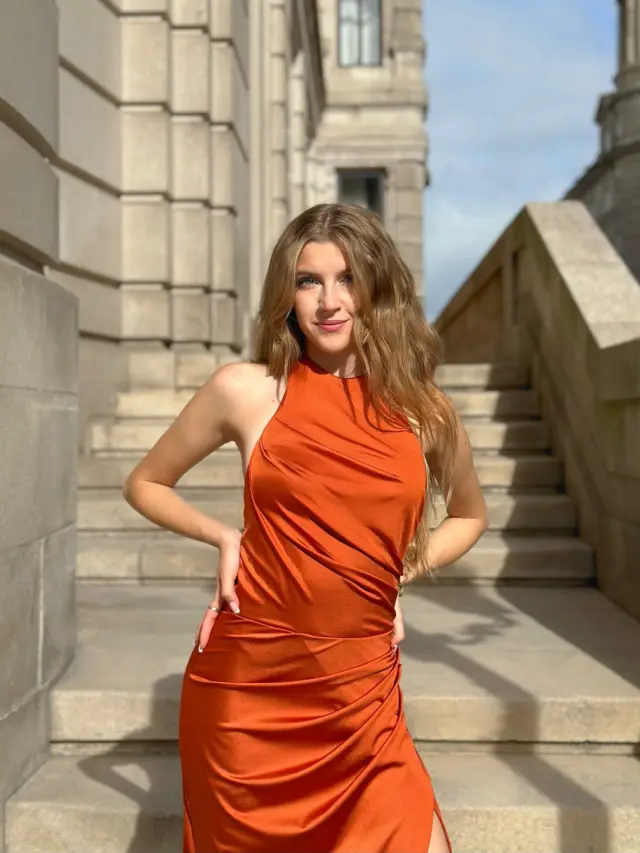 ✨ Terracota: el color que conquista el otoño ✨ Inspirado en el atardecer, este tono aporta fuerza, estilo y una elegancia natural que nunca pasa desapercibida 🍁